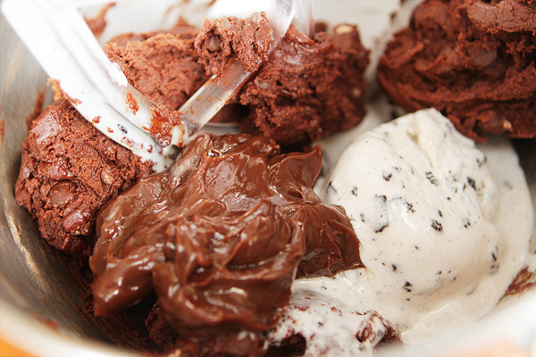 Cookies ‘N Cream Oreo Fudge Brownies