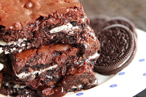 Cookies ‘N Cream Oreo Fudge Brownies